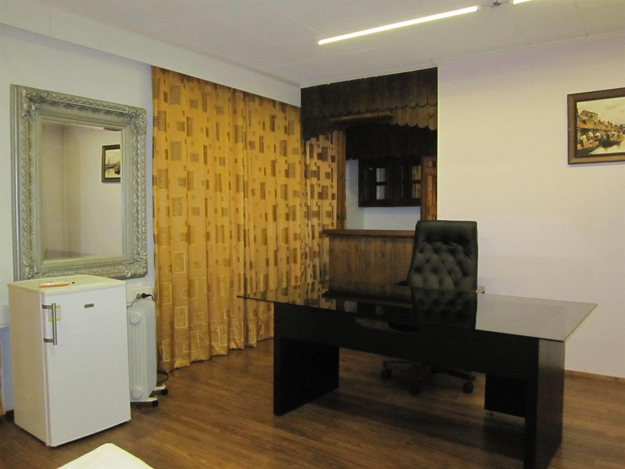 Finn Rooms Tampere Extérieur photo